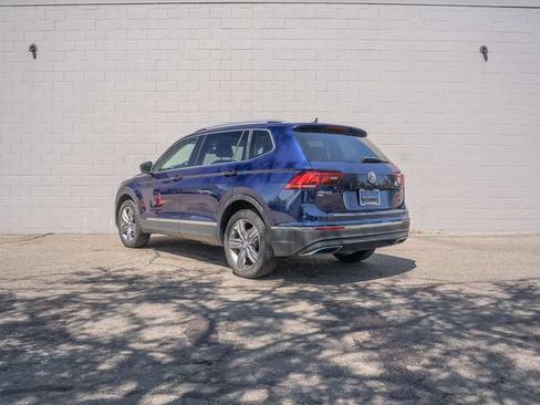 Used 2021 Volkswagen Tiguan SEL AWD/4WD image 3