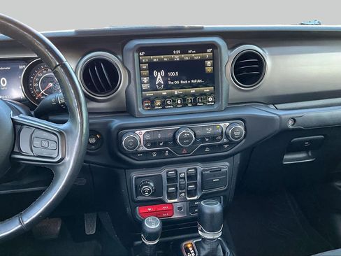 Used 2021 Jeep Gladiator Sport AWD/4WD image 7