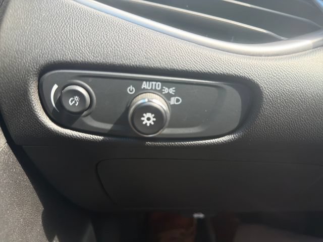 Used 2025 Chevrolet Malibu LT FWD image 23