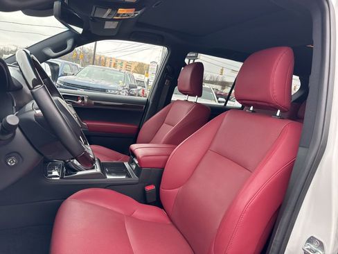 Used 2023 Lexus GX 460 Premium image 16
