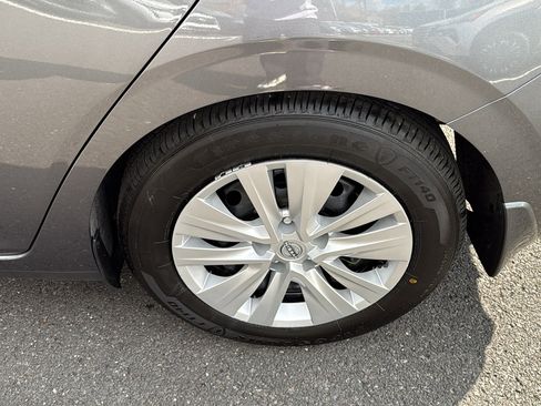 Certified 2025 Nissan Sentra S FWD image 21