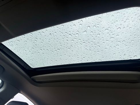 Used 2019 Honda Civic EX-L image 18