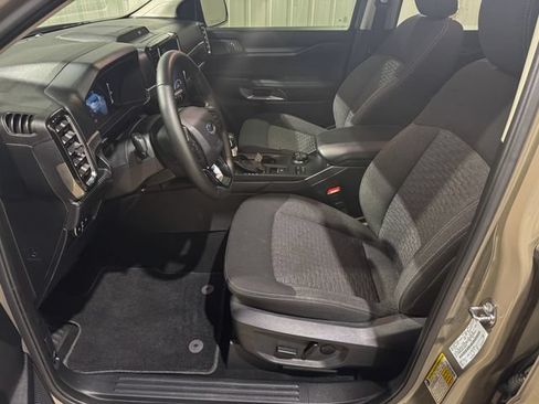 Used 2025 Ford Ranger XLT w/ Equipment Group 301A High AWD/4WD image 11