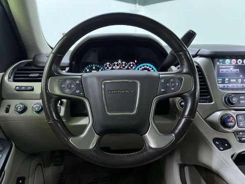 Used 2018 GMC Yukon Denali w/ Denali Ultimate Package AWD/4WD image 20