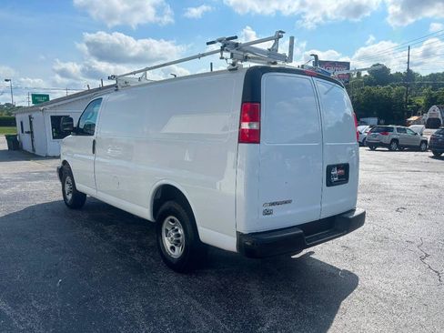 Used 2019 Chevrolet Express 2500 w/ Driver Convenience Package RWD image 5