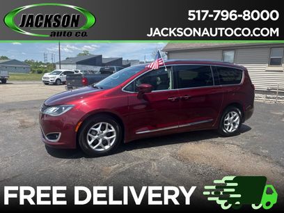 Used 2017 Chrysler Pacifica Touring-L Plus w/ Tire & Wheel Group