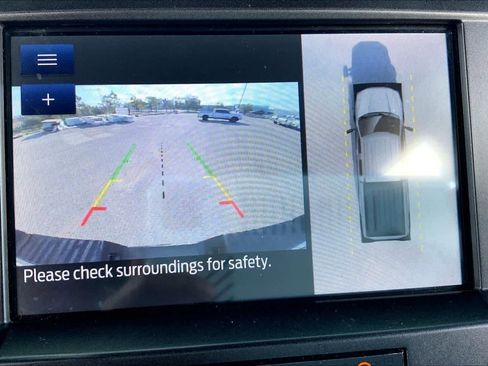 Used 2021 Ford F250 Platinum w/ FX4 Off-Road Package image 25