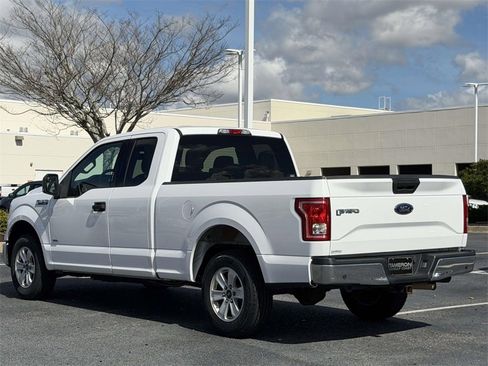Used 2015 Ford F150 XLT w/ Equipment Group 301A Mid image 8