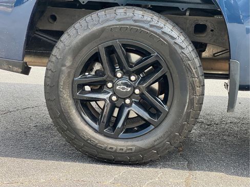 Used 2019 Chevrolet Silverado 1500 RST w/ All-Star Edition AWD/4WD image 27