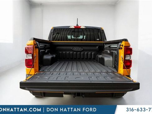 New 2026 Ford Maverick Lariat w/ Black Appearance Package image 33