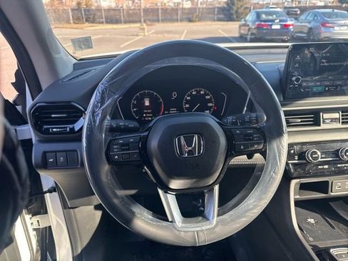 New 2025 Honda Pilot EX-L image 13