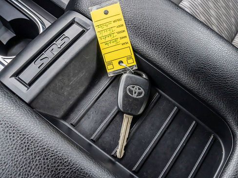 Used 2021 Toyota Tundra SR5 RWD image 31