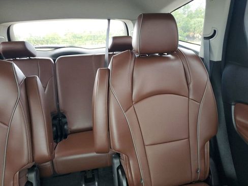 Used 2020 Buick Enclave Avenir w/ Avenir Technology Package image 14