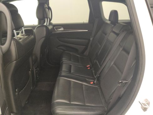 Used 2019 Jeep Grand Cherokee Limited w/ Luxury Group II RWD image 18