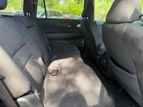 Used 2022 Honda Pilot Sport image 8
