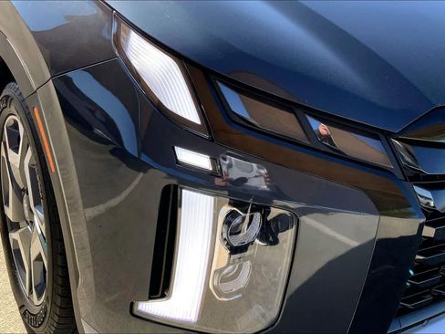 Used 2023 Hyundai Palisade Limited image 27