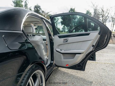 Used 2010 Mercedes-Benz E 63 AMG Sedan image 66