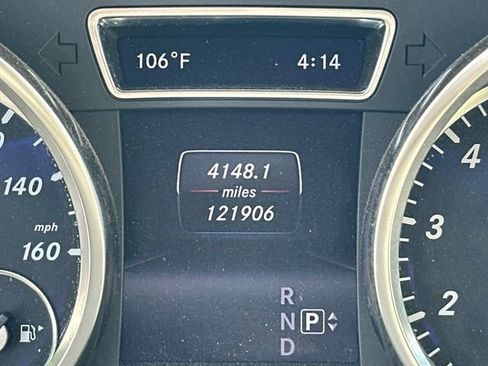 Used 2014 Mercedes-Benz GL 550 4MATIC image 21