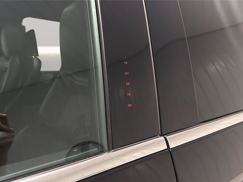 Used 2019 Lincoln Navigator L Reserve AWD/4WD image 32