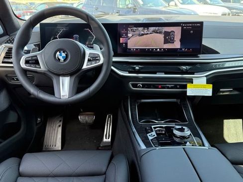 New 2027 BMW X7 xDrive40i AWD/4WD image 25
