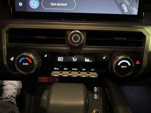 Used 2024 Toyota Tacoma TRD Sport image 24