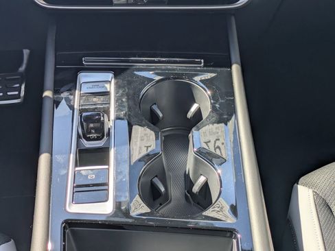 New 2026 Volkswagen Atlas Peak Edition image 19