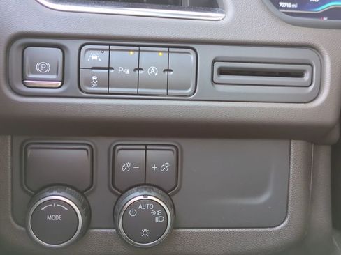 Used 2023 Chevrolet Tahoe LT RWD image 24