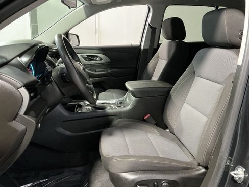 Used 2021 Chevrolet Traverse LT AWD/4WD image 14