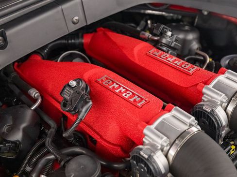 Used 2015 Ferrari California T RWD image 62