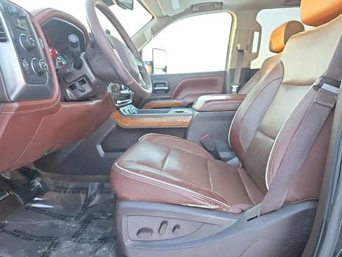 Used 2016 Chevrolet Silverado 2500 High Country image 15