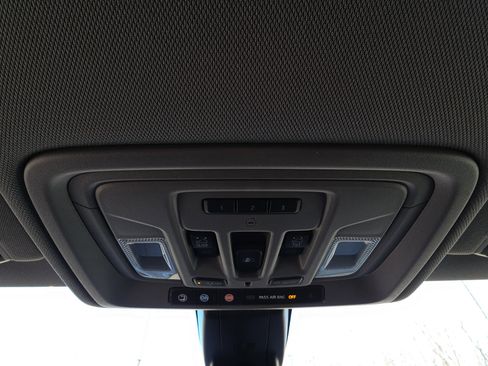 Used 2019 GMC Sierra 1500 Denali w/ Denali Ultimate Package image 26