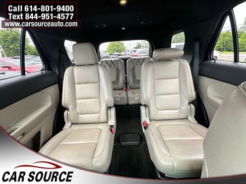Used 2014 Ford Explorer XLT w/ Equipment Group 202A AWD/4WD image 18