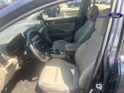 Used 2017 Kia Sportage LX FWD image 5