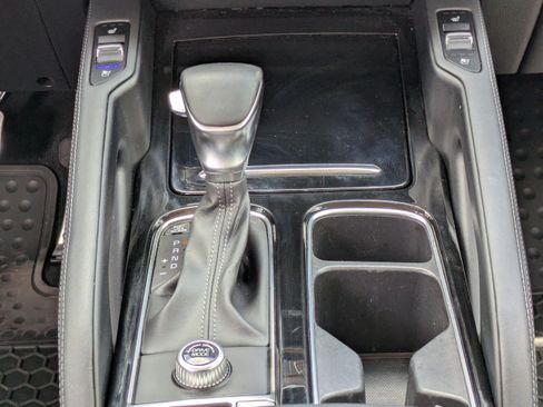 Used 2021 Kia Telluride SX w/ Towing Package FWD image 19