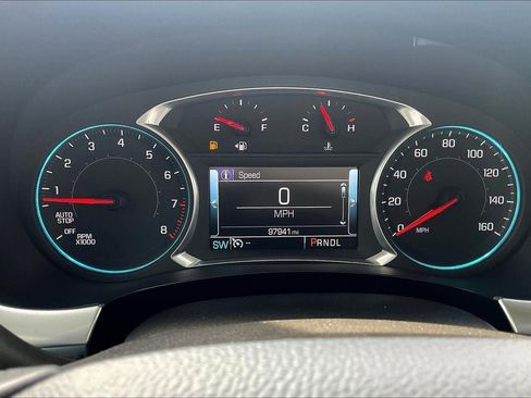 Used 2019 Chevrolet Traverse RS FWD image 21