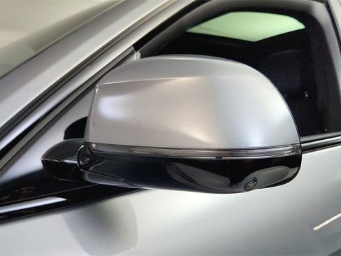 New 2026 BMW ALPINA XB7 image 33