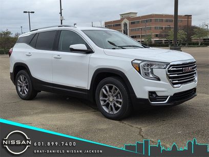 Used 2024 GMC Terrain SLT