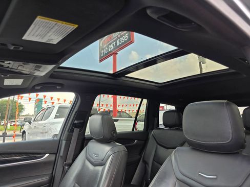 Used 2022 Cadillac XT6 Premium Luxury FWD image 27