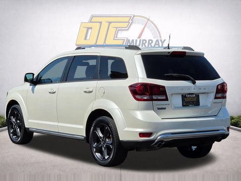 Used 2019 Dodge Journey Crossroad FWD image 7