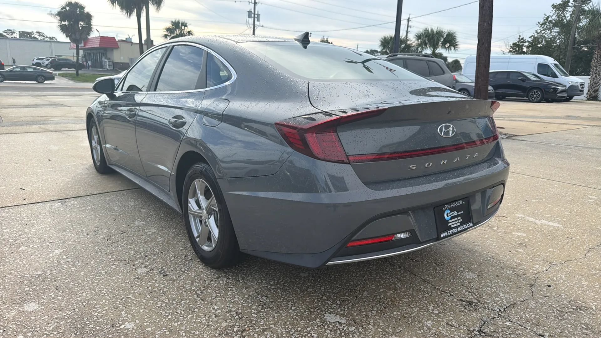 Used 2021 Hyundai Sonata SE w/ Cargo Package FWD image 4