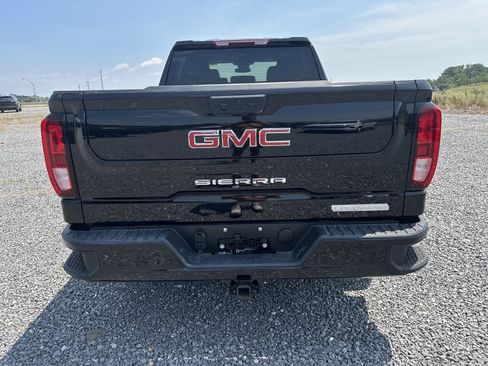 Used 2025 GMC Sierra 1500 Elevation AWD/4WD image 4