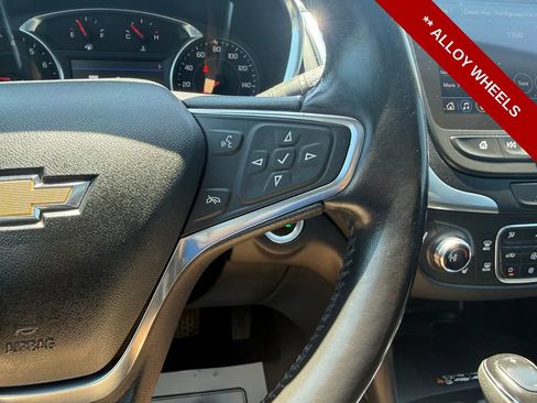Used 2021 Chevrolet Equinox Premier AWD/4WD image 19