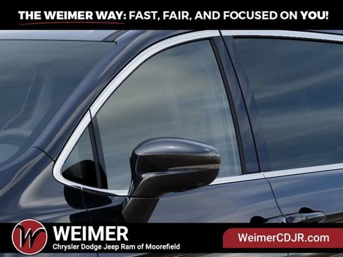 New 2027 Chrysler Pacifica Select AWD/4WD image 12