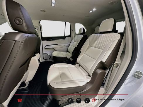 Used 2026 GMC Acadia Denali w/ Super Cruise Package FWD image 25