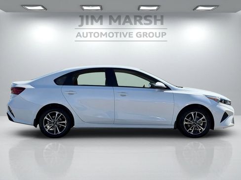 Used 2024 Kia Forte LXS FWD image 7