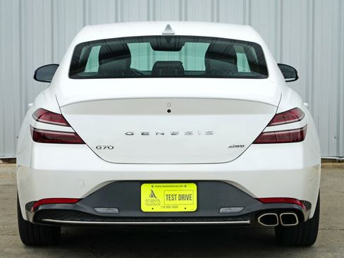 Used 2022 Genesis G70 2.0T image 10