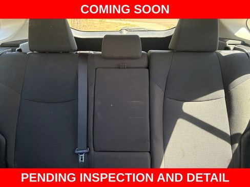 Used 2021 Toyota RAV4 LE w/ Carpet Mat Package (TMS) AWD/4WD image 18