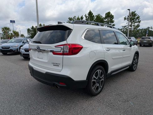 Used 2023 Subaru Ascent Touring AWD/4WD image 4