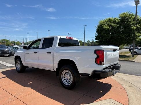 Used 2023 Chevrolet Colorado W/T RWD image 4