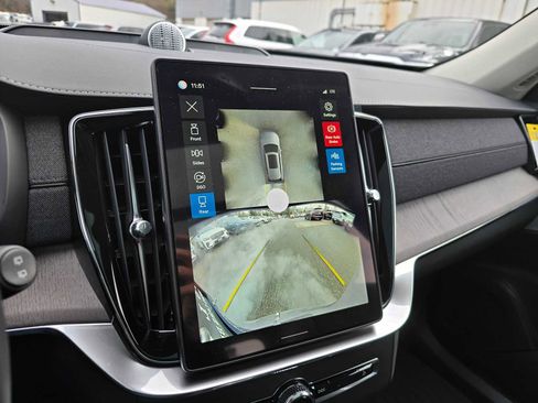 New 2026 Volvo XC90 T8 Ultra w/ Lounge Package image 32